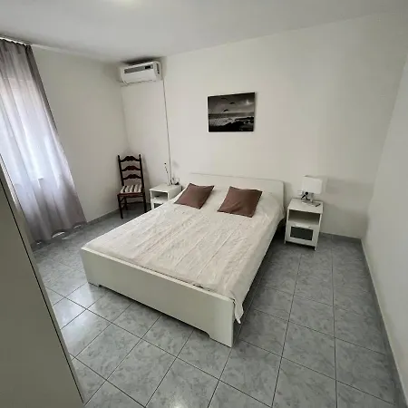 Apartment Senija *